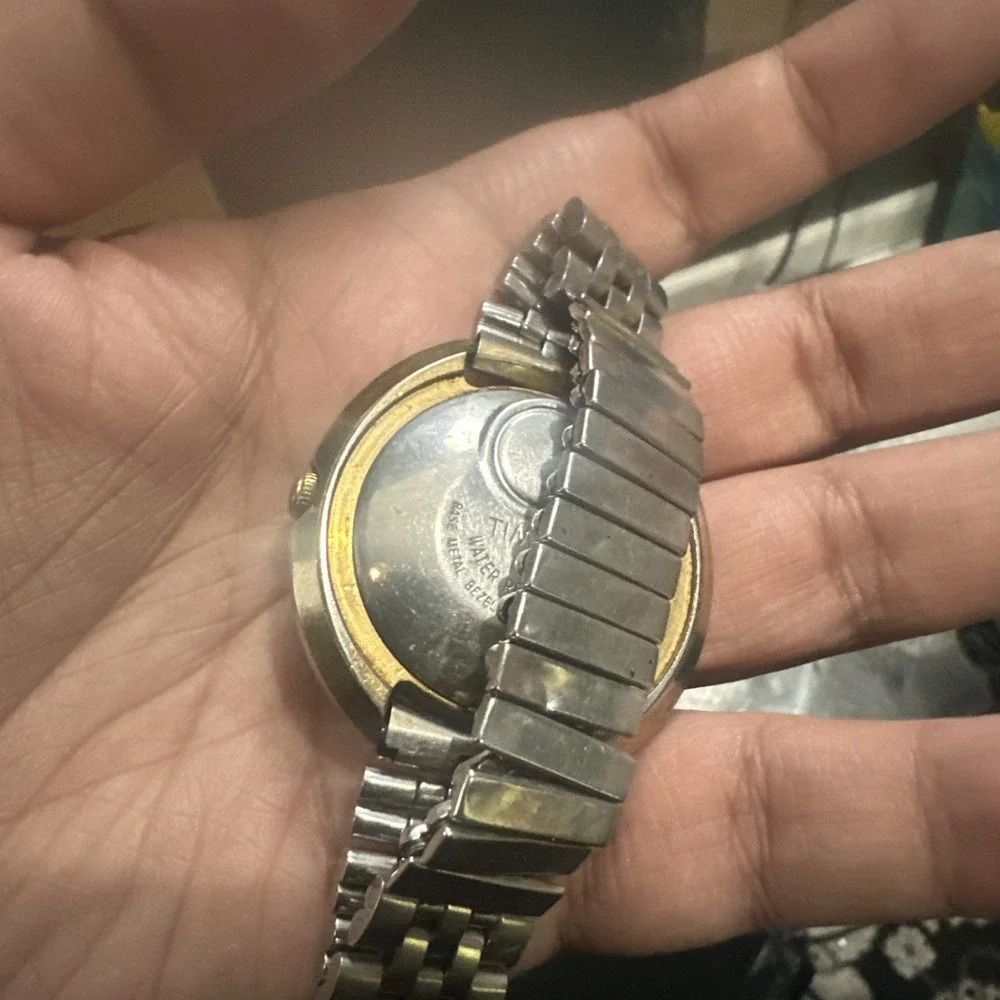 Works VTG Timex Electric Mens Watch 42mm Gray Dial Gold Tone Quartz Fit 7.5